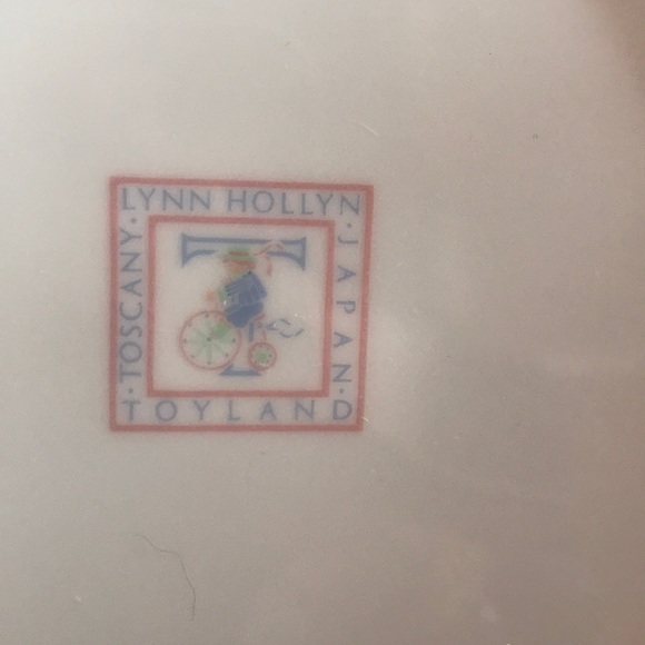 Lynn Hollyn child dinnerware - Picture 4 of 6